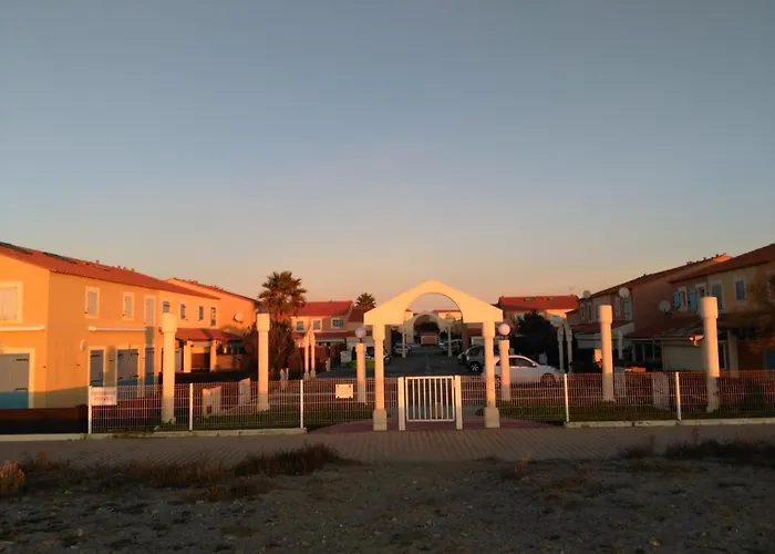 La Maison De La Mer, Classee 3 Etoiles * Frontignan